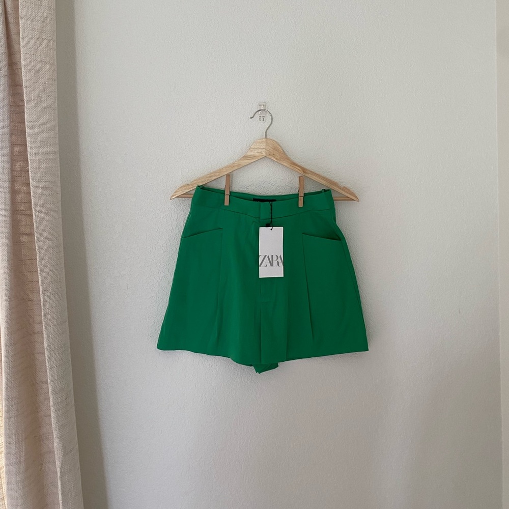 Zara | Green Satin High Rise Pleated Shorts